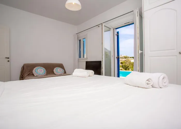 Francis Villa Panormos (Mykonos)